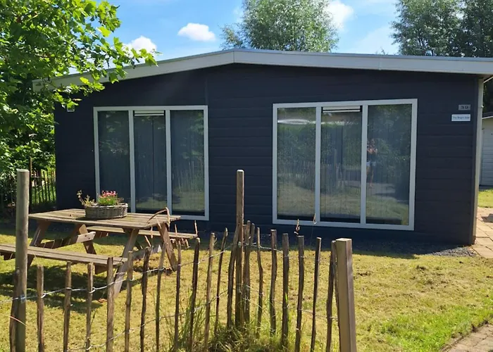 Bright Holiday Home With Hot Tub Near Breda