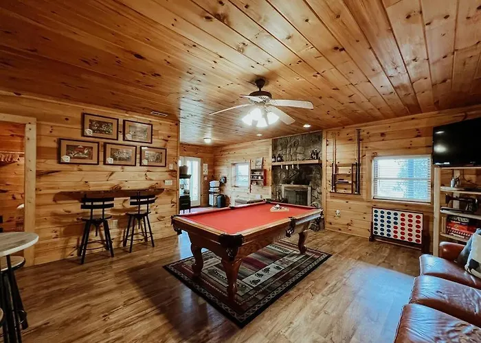 Spacious, Dog Friendly Cabin In Blowing Rock, Nc