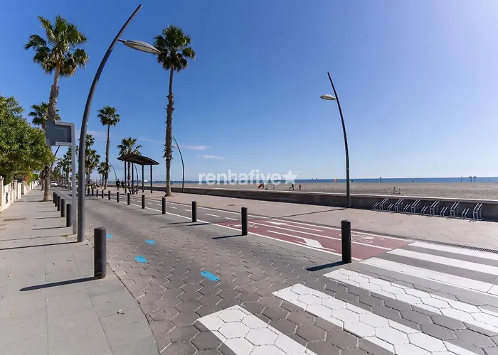 Rentafive - Bungalo - Terraza - Parking