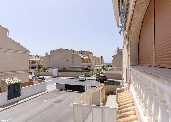 Rentafive - Bungalo - Terraza - Parking