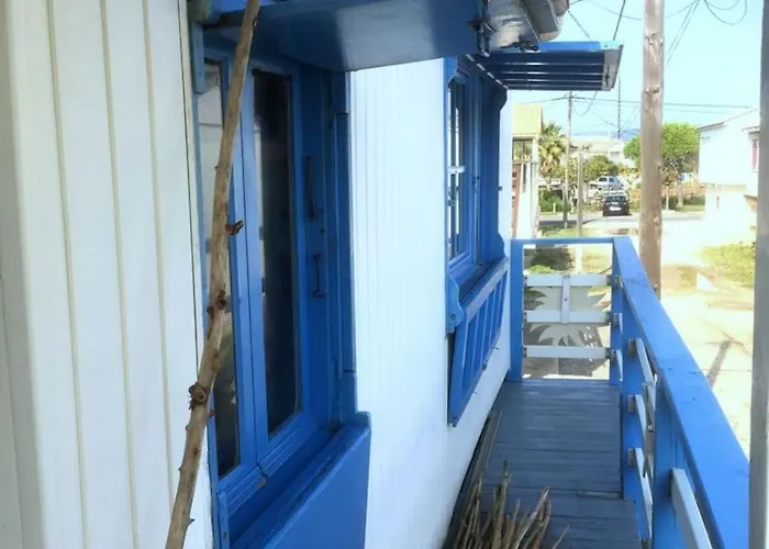 Chalet Bleu Mer - Plage Des Chalets - Gruissan