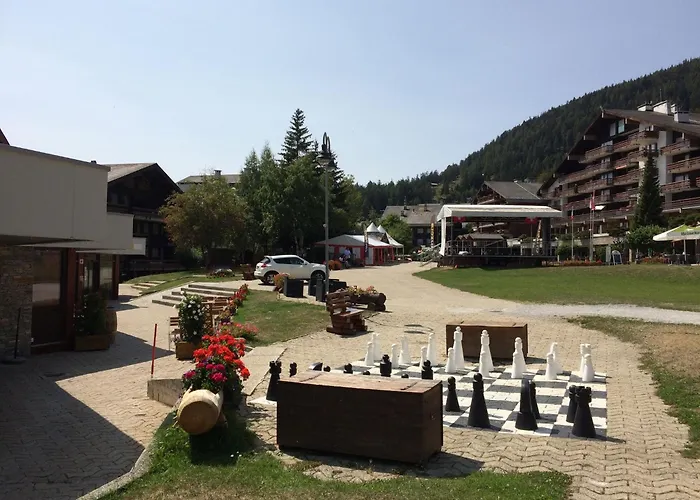 Outstanding Chalet For Groups South Facing Breathtaking Views All Year Round