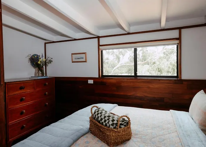 Cottage 3 - The Row