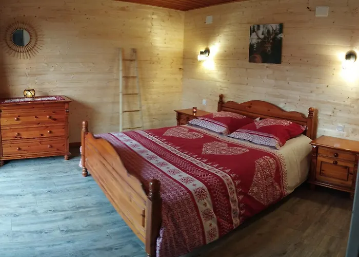 Chalet au bois des écureuils classé trois étoiles.