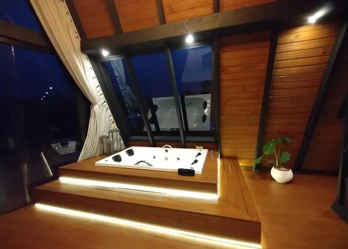 Avora Cabana