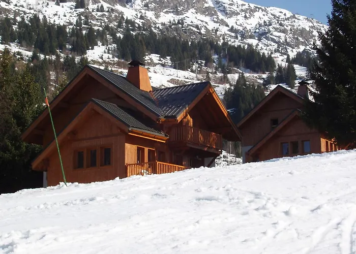 Chalet In Huez Near Ski Slope