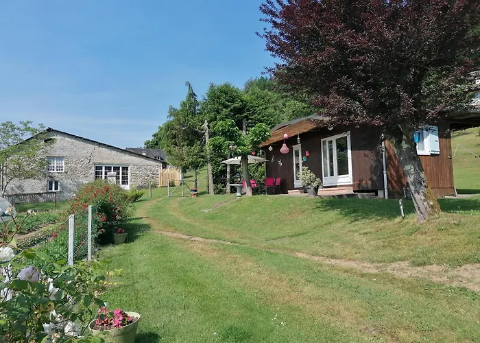 Chalet Fuchsia à Argentat