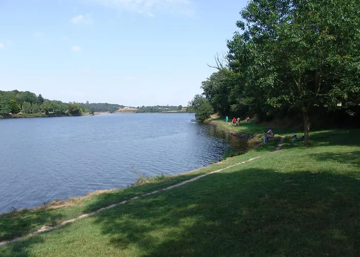 Chalet 2 Chambres Calme, Proche Lac Et Plage