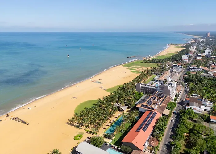 Romantic hotels Jetwing Beach