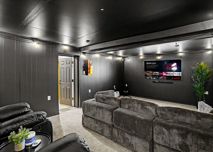Pocono Retreat Hot Tub Movieroom Gameroom Etc