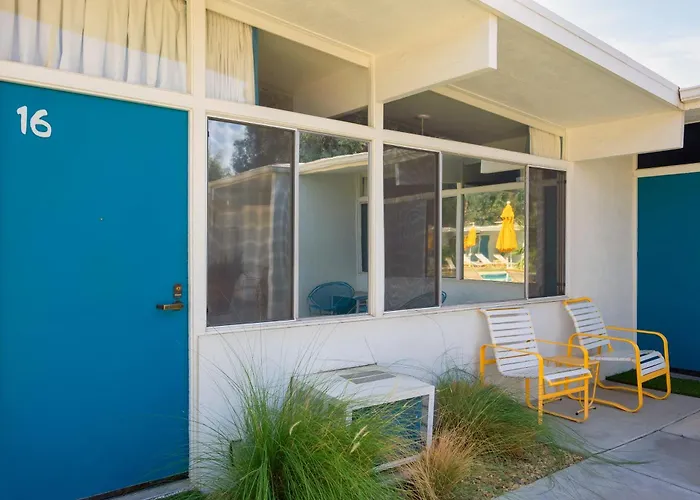 Monkey Tree By Avantstay Mid-Century Modern Oasis With Pool