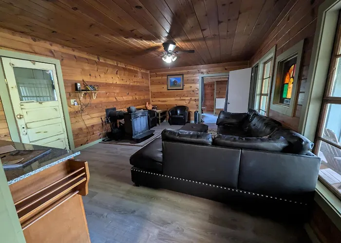 Baltyr Cabin