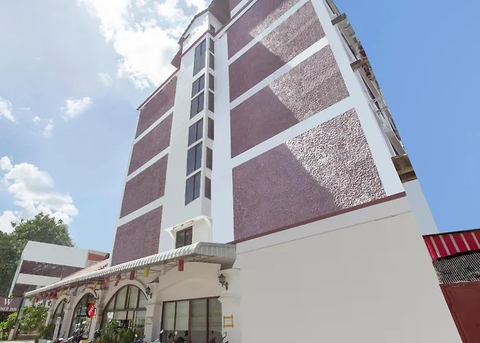 Super Oyo 1096 Winner Inn