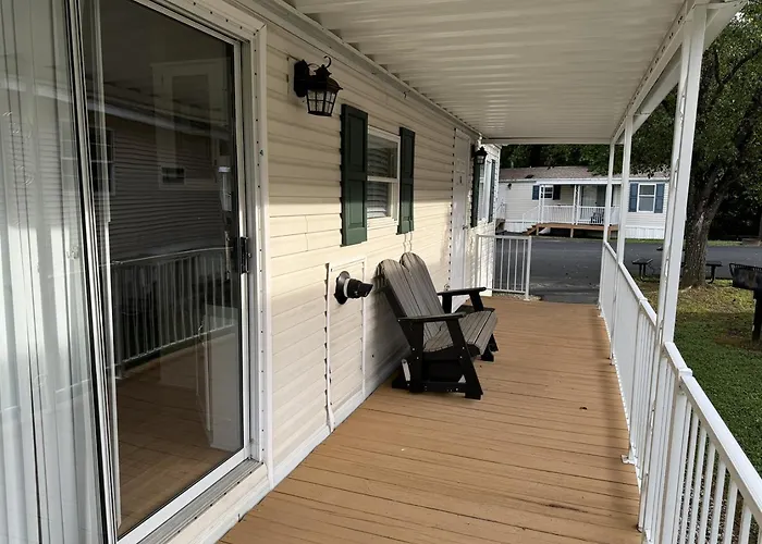 2Br Retreat With Stunning Mountain Views