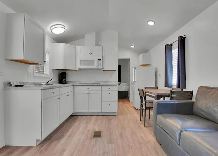 Studio Model Home With Parking