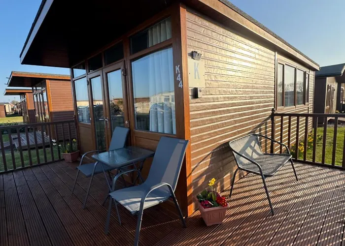 K44 Mablethorpe Chalet Park- Dog Friendly - Fast Wifi