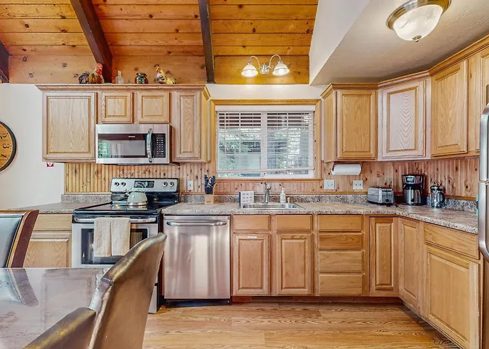 Charming Tahoe Chalet