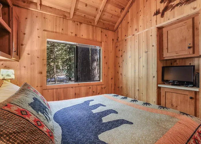 The Cozy Cub Cabin - 7 Min To Lake