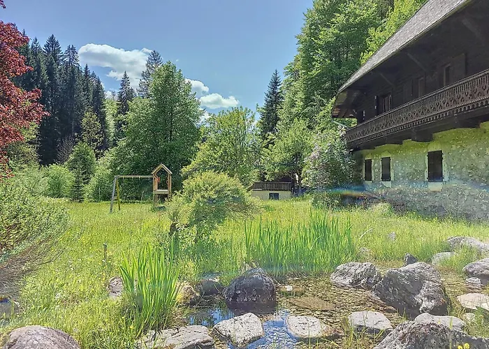 Appartement-3-Chambres-8-Couchages-Wifi-Montriond-Chebourins