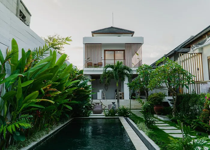 Hôtel avec vue: Sanjula Uluwatu