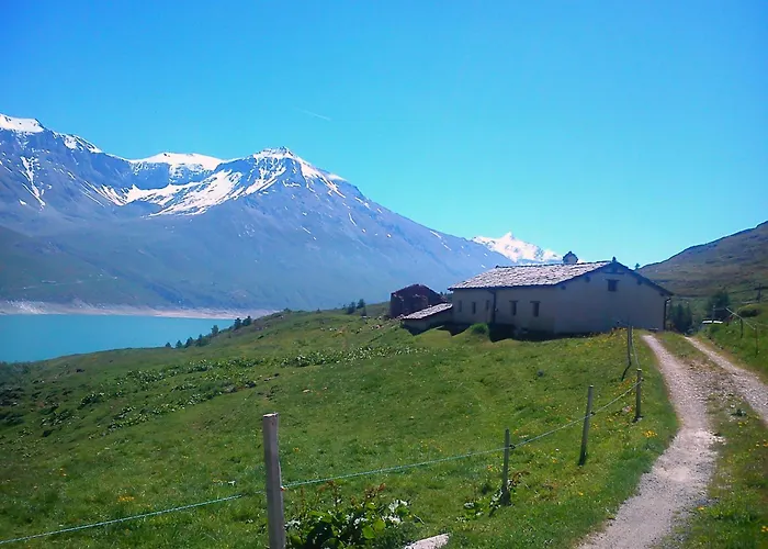 Chalet D'Alpage De Savalin A 2000 Metres D'Altitude Au Lac Du Mont-Cenis
