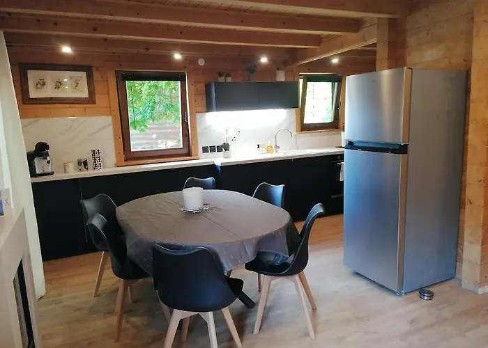 Chalet Caribou 74 Avec Piscine Chauffee