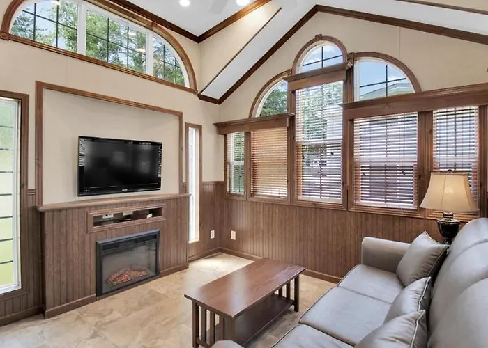 Lovely 1Br Cottage With Loft