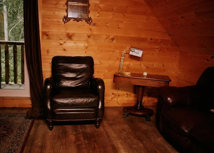 Rustic Dream Cabin At Beaverfoot