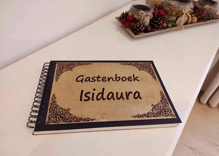 Isidaura