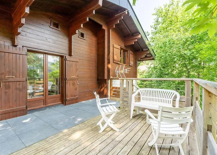 Proche De La Clusaz, Grand Chalet Familial, Ski & Nature