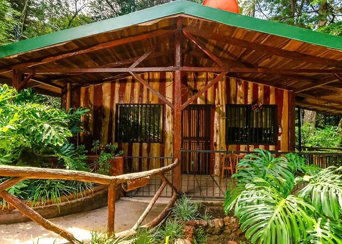 Cabanas Lunas Del Poas
