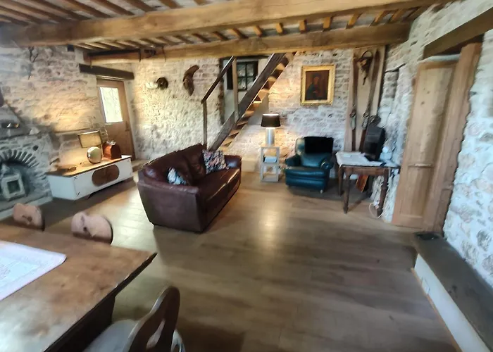 Maison En Pierre