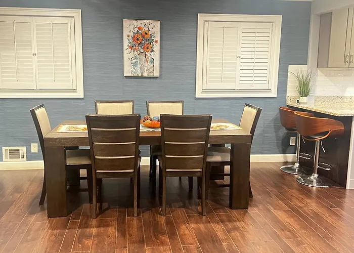 Family Circle In Embry Hills