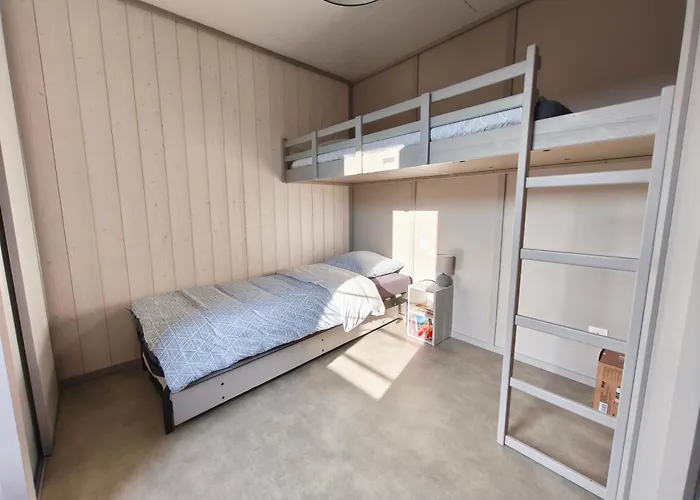 Chalet 3 chambres dans un domaine privé avec piscine chauffée et city park
