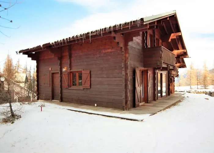 Casa-Les Heureux Magnifique Chalet A Risoul 1850