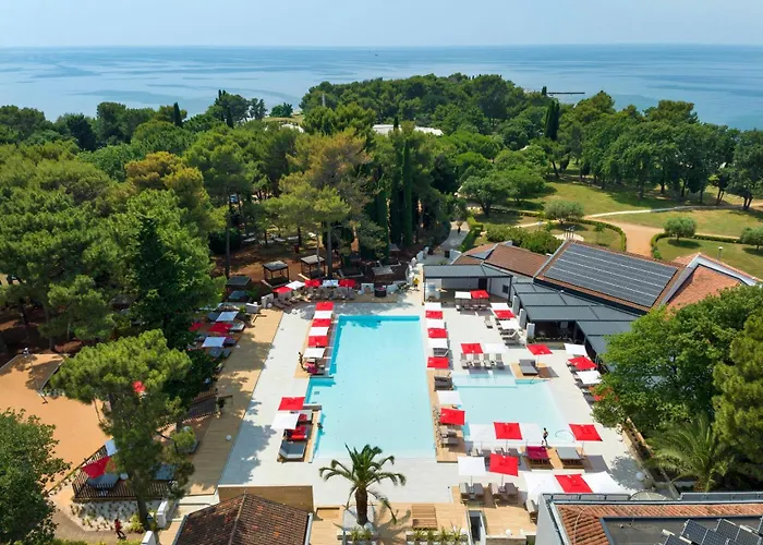 Pelegrin Plava Laguna (Adults Only)