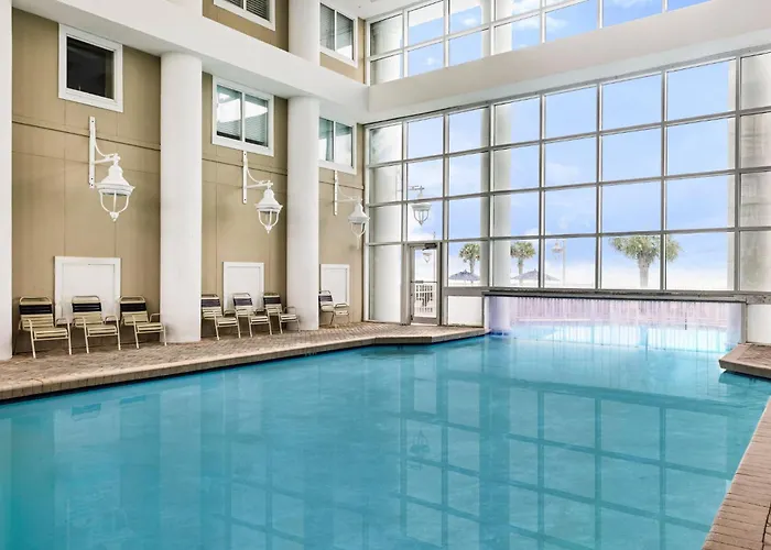 Beach Hotels Club Wyndham At Majestic Sun
