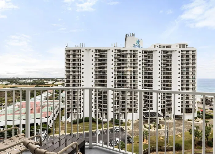 Beach Hotels Club Wyndham At Majestic Sun