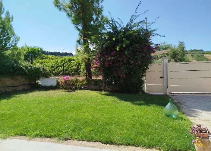 Slowcasa - Villa Garden & Pool - Full Apartment