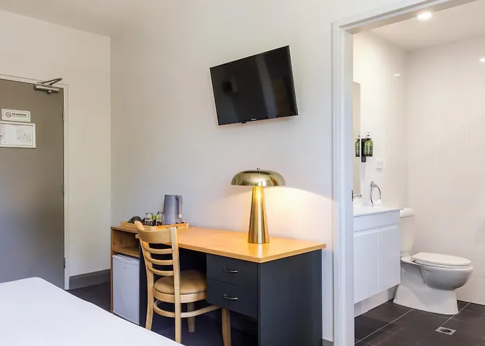 World Casino hotels Kingsgrove