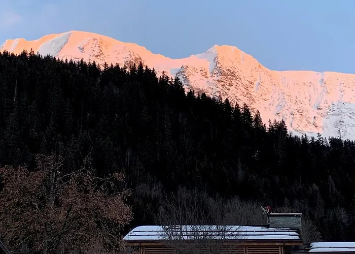 Individual Chalet For Up To 12 People Maximum
