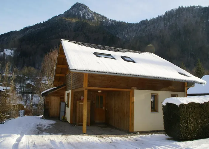 Chalet In Saint-Jean Near Ski Lift