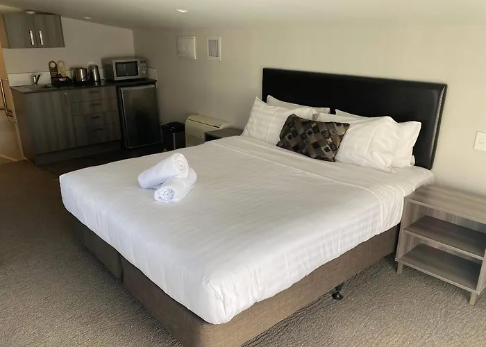 Ramada Suites By Wyndham Queenstown Remarkables Park