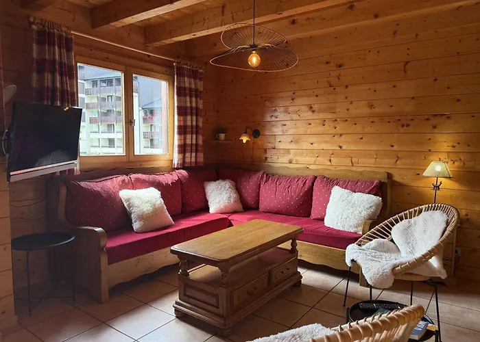 Chalet typique 5 chambres pour 10 personnes avec Wi-Fi et terrasse - FR-1-572-303