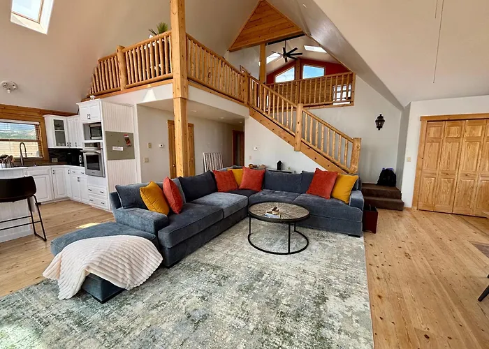 Sky Acres Lodge