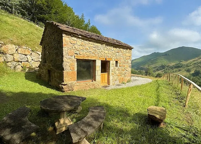 Cabana Pasiega Lo Bartulo
