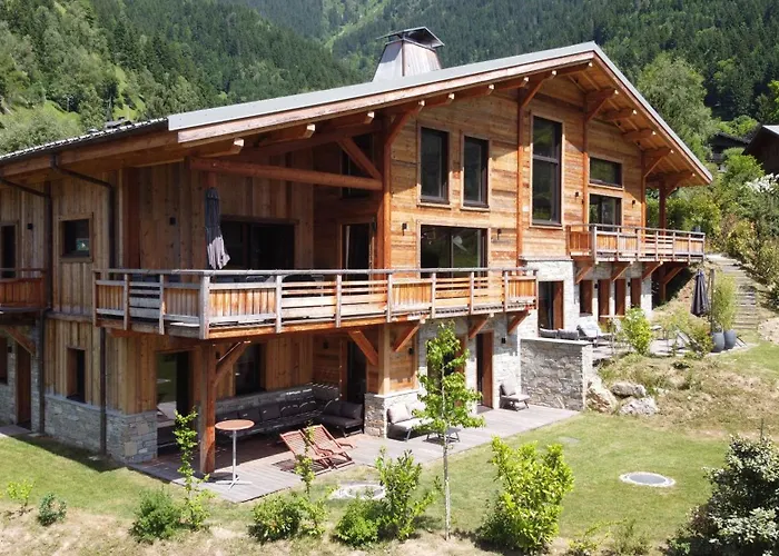 Magnifique Chalet Mitoyen - Jacuzzi - Cousinade II