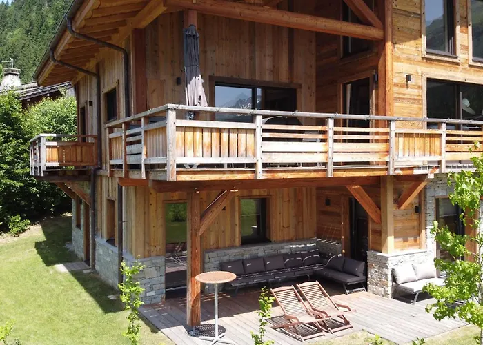 Magnifique Chalet Mitoyen - Jacuzzi - Cousinade II