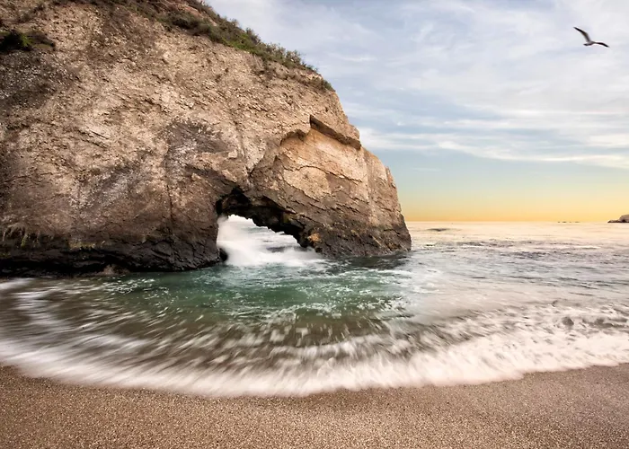 Luxury hotel only: Inn At The Cove