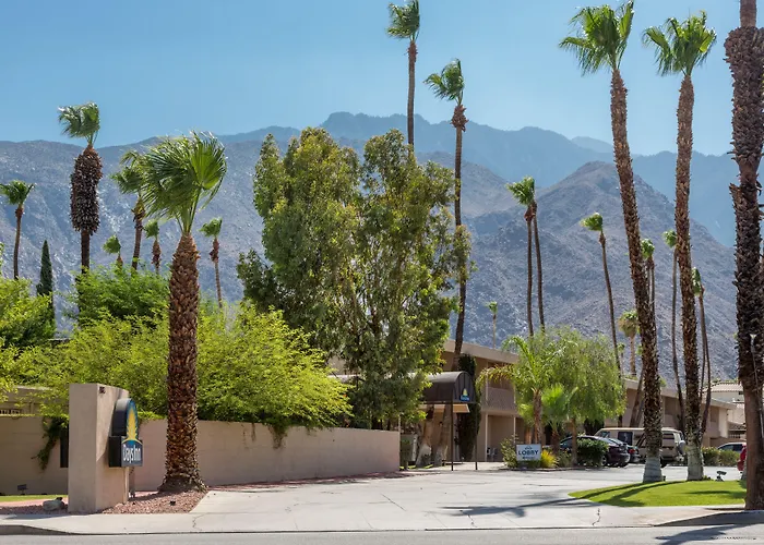 Hot Tub in Room Days Inn By Wyndham Palm Springs